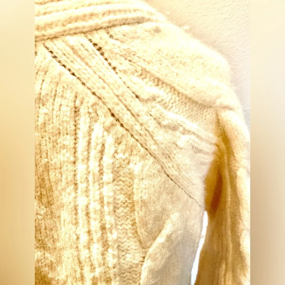 Faherty Cream Cable-Knit Hooded Cardigan